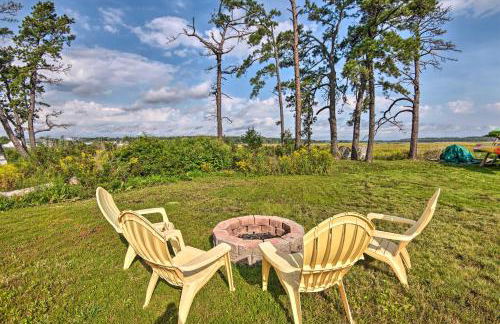 Charming Pine Point Cottage - 2 Blocks to Ocean! - Foto 24