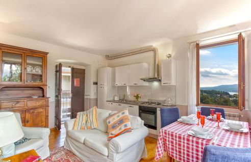 Awesome Apartment In Carcegna Di Miasino No - Foto 9