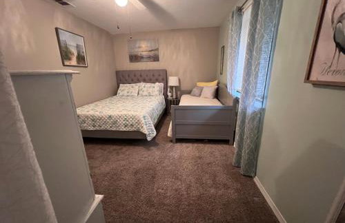 Beach access close to Walmart, Bowling,skating and Game room - Photo 59