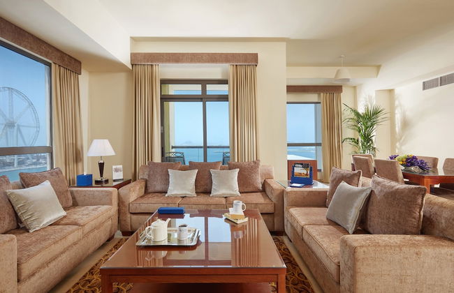 Roda Amwaj Suites - Photo 38