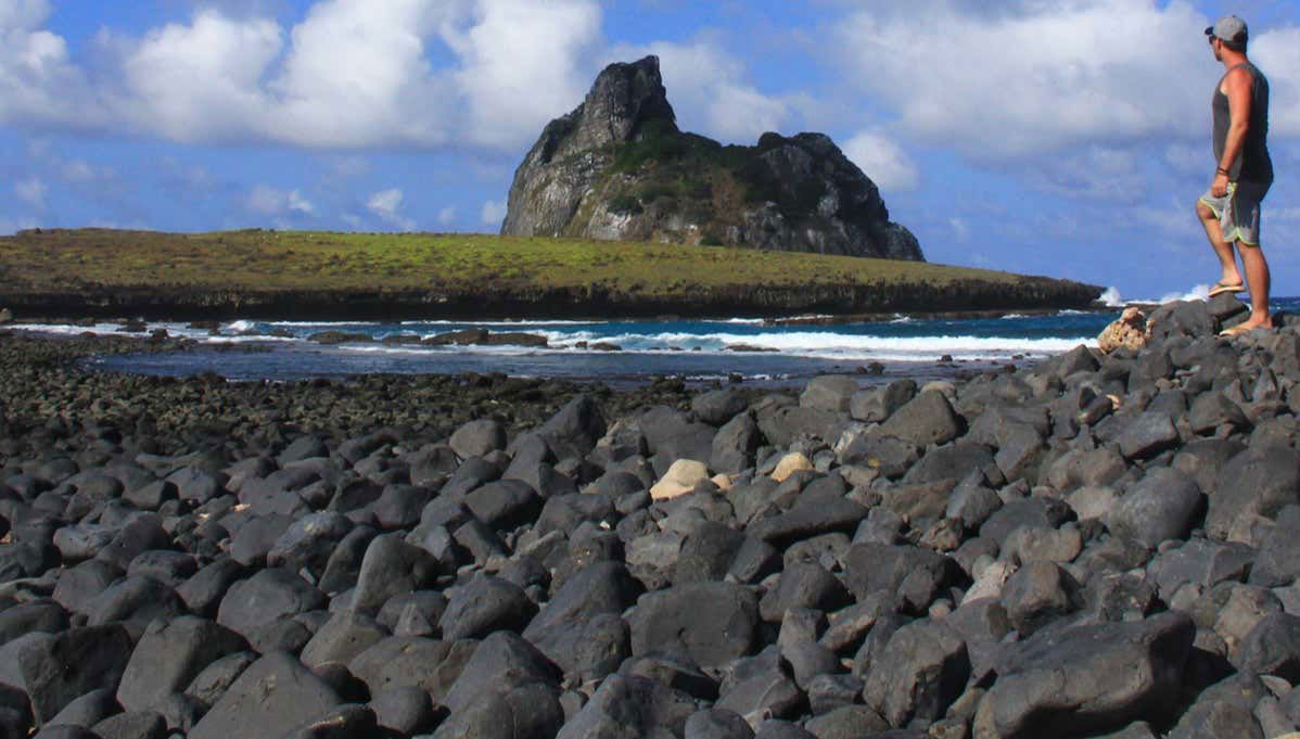 Trilha pela Costa Azul