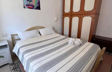 Hanna's House Metro Pyramid - Photo 16