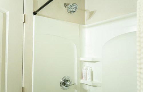 Northwood's Retreat on Pine Lake! With Hot Tub! - Foto 34