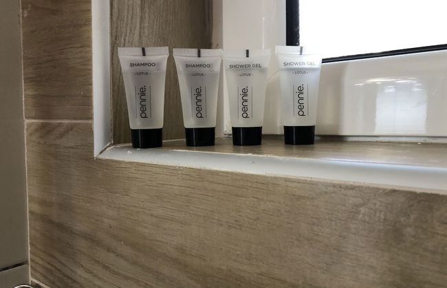 Lemon Tree Suites Near ATH Airport - Foto 28