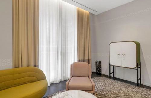 SLS Lux Brickell Exclusive by Palermo Home Miami - Photo 79