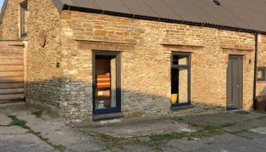 The Milking Parlour at Berthllwyd - Foto 1