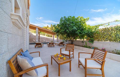 Luxury Stone Villa Nevija with heated pool - Photo 6