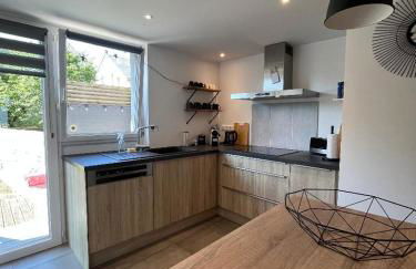 Charmante maison en pierre, avec terrasse et jardin privé - Photo 4