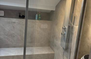Magnifique T3 haut standing avec jacuzzi en supplément parking privée - Foto 13