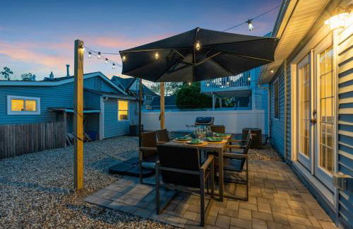 Highly Rated Beach House 35 Blocks to Beach & Main St 6 Badges, Patio, Grill - Foto 2