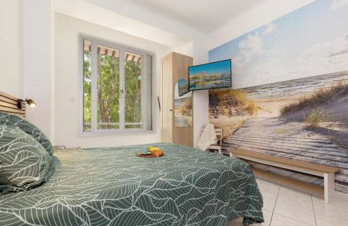 GreenPeace - Host Provence - Foto 13