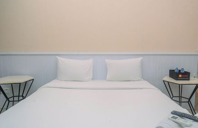 Minimalist And Comfy Studio At Grand Dhika City Apartment - Foto 4