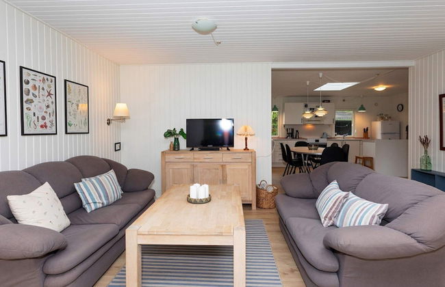 6 Person Holiday Home in Veslos - Foto 10