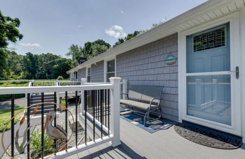 Coastal Getaway with Porch, 2 Mi to Niantic Beach! - Foto 24