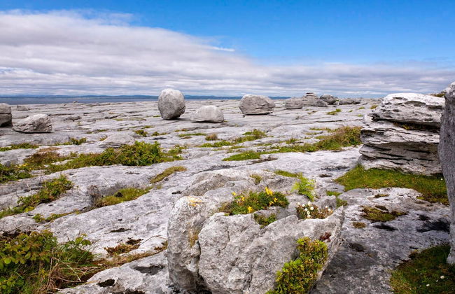 Detached Cottage Overlooking Lake in Connemara - Foto 1