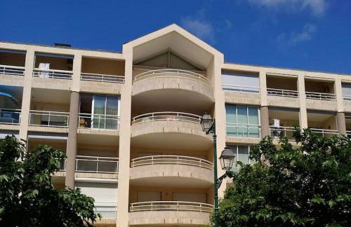 Appartement 2 Pièces avec une grande terrasse, 3 étoiles, Wifi, Box pour véhicule et vélos - Photo 1