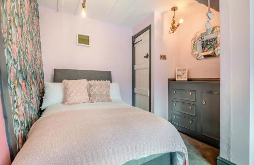 The Tipsy Bee At 143 - Foto 25