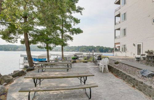 WFC IV Adults or Families Lakefront View - Foto 23