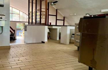 Casa Histórica de Sérgio Ferro - Arquitetura Moderna - Foto 23