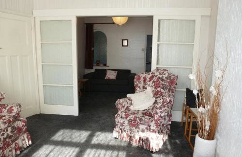 Beautiful 'Rose-Dene' with ample parking - Foto 2