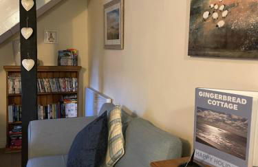 Gingerbread Cottage - Photo 23