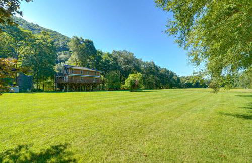 Riverfront West Virginia Cabin with Screened-In Deck - Foto 40