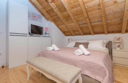 Holiday home Stipanovi Dvori with jacuzzi and pool - Foto 41