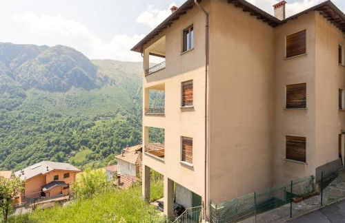 Sciura Elena's Terrace With Lake, Mounts & Valley by Halldis - Foto 44