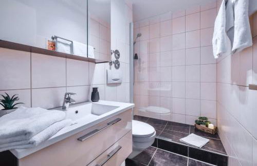 RelaxApartments BLACK FOREST EMOTION mit Sonnenbalkon mit Blick auf den Kurpark, schnelles Internet, Nähe Triberger Wasserfälle, für bis zu 2 Personen - Foto 19