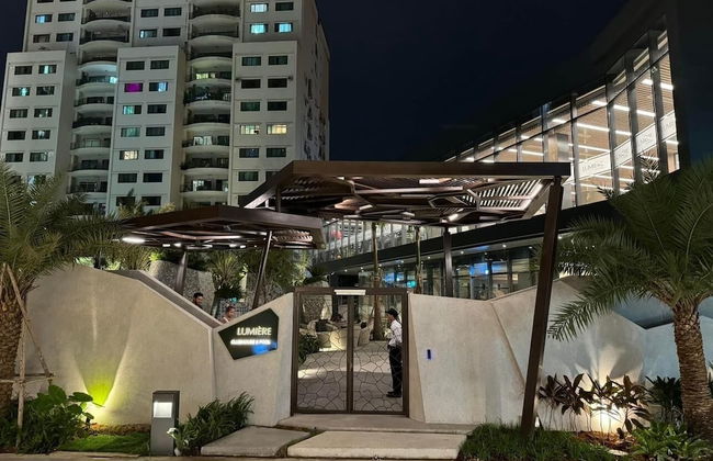 Lumiere Riverside Luxury Apartment - Photo 2