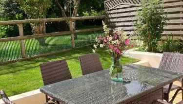 1 Courtyard cottage with hot tub and walled garden - Foto 3, Garden, Garden view