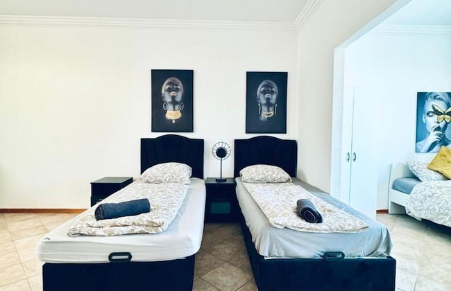 7 private Rooms in a spacious Villa - Foto 5