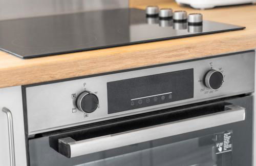 Stylish Two Bed Apartment -Cradley Health - Smart Tv - Netflix - Parking 27BC - Foto 20