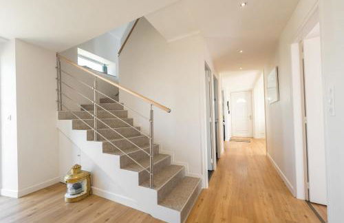 Tipoz'Immo - Maison de la Baie - vue mer et accès direct à la plage - animaux bienvenus - wifi inclus - linge inclus et lits faits - terrasse et jardin clos - parking gratuit - proche des commerces et des attractions touristiques - Foto 17