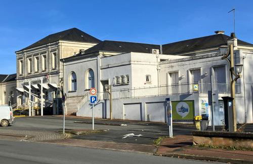 Beau Duplex moderne et calme - gare & centre - idéal pro-couple-famille - Foto 21
