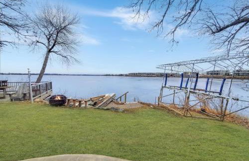 The Lakeside Lookout on Gingles Point - Photo 30