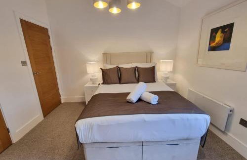 Altrincham Centre, 2 Bed, Bathtub, King Beds - Foto 23