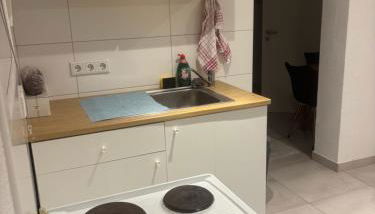 gemütliche Kellerwohnung, eigenes Bad & Küche - Foto 4