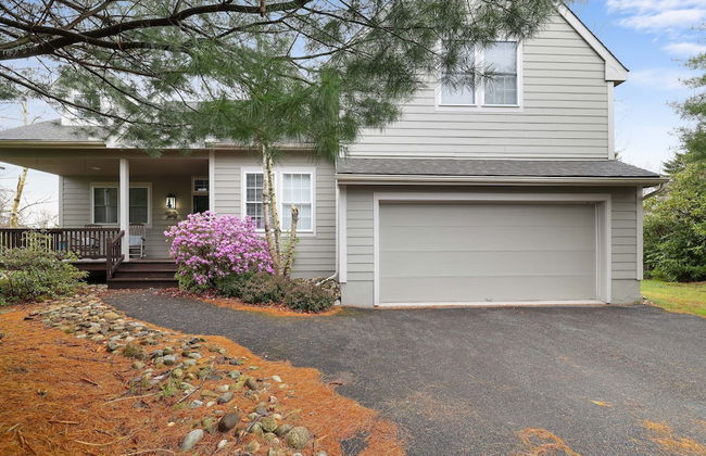 The Nest at Pinecrest by Avantstay Hot Tub Spacious Deck Game Room Fire Pit - Foto 11