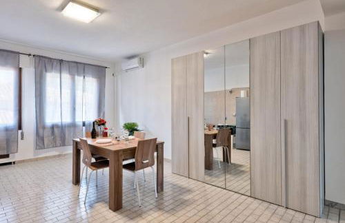 Venice Miramare Residence 1 - Photo 22