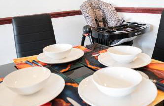 Sunny Beachside Apt with Free Parking - Foto 37