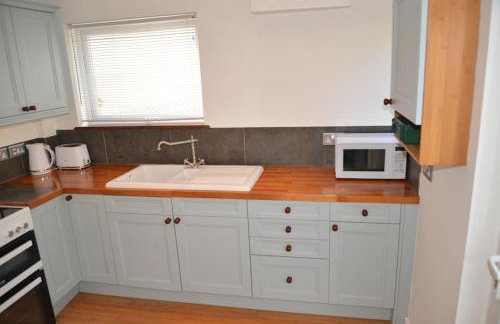 Atlantic Retreat - 5 minute stroll from the beach - Foto 26