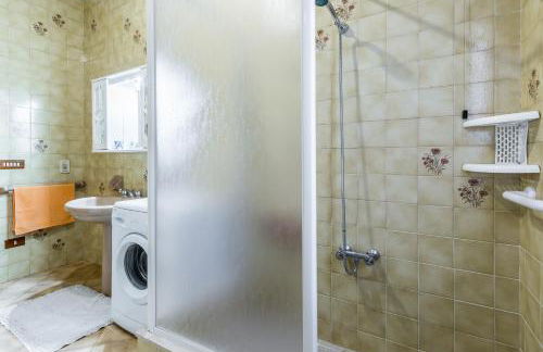 Yellow-house 100 meters from the sandy beach - Foto 9