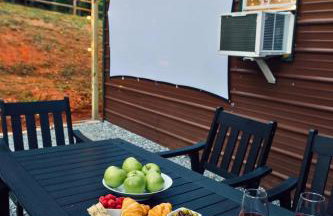 Luxe Lodge Escape - Hot Tub-Outdoor Movies-Game Room-Fire Pit - Foto 73