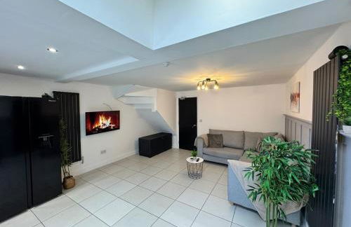 6B 3Bath - Free Parking - TVs In EVERY Room - Foto 20