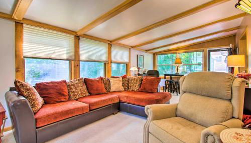 Elegant Home with Deck, 5 Blocks to Mayo Clinic - Foto 2