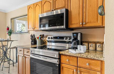 Close to Beach w Patio Resort Amenities The Point at Corniche by AvantStay STR16-0458 - Foto 20