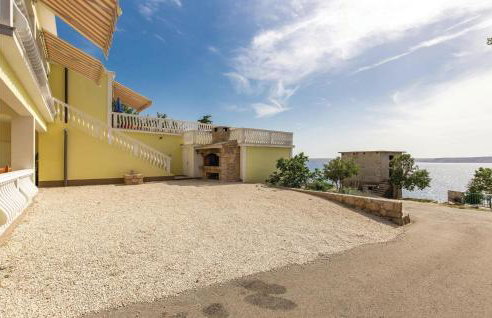 Cozy Apartment In Lukovo Sugarje - Foto 9