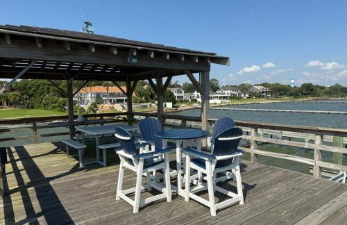 Bay Breeze Estate - Heated Pools, Private Pier & Walk to the Kemah Boardwalk - Foto 51