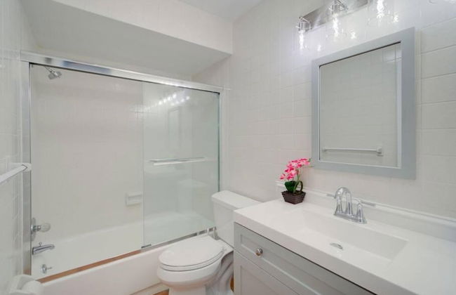 Steps to Beach Heated Pool - Foto 27